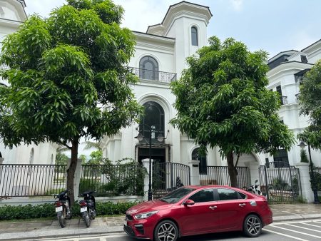 Bán BT 3T đơn lập NT18 , Ocean Park 1-Gia Lâm, Dt 297m, Mt 17m, Dài 25m, Đường 15m, Giá 72 tỷ . Lh 0784.238.666