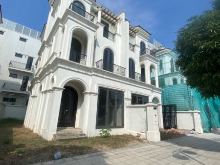 Bán BT đơn lập SB22 – 4T, Ocean Park 1-Gia Lâm, Dt 149m, Mt 8,2m, Đường 40m, Giá 52 tỷ . Lh 0784.238.666