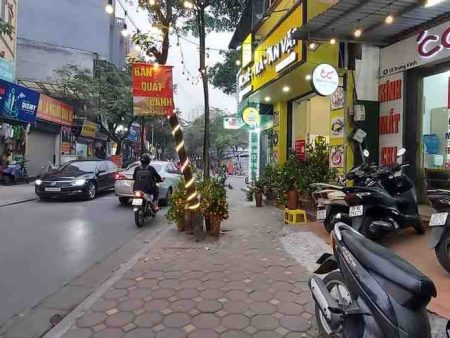 Bán nhà 4 tầng Phố Trung Kính, Dt 100m, Mt 4m, Dài 25m, Đường 6m, Giá 43 tỷ . Lh 0784.238.666