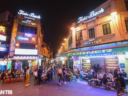 Bán nhà 3 tầng Phố Tạ Hiện, Dt 80m, Mt 19 m, Dài 7m, Đường 10m, Giá 37 tỷ . Lh 0784.238.666