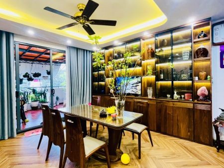 Bán nhà 6 tầng Phố Phùng Hưng, Dt 102m, Mt 9.4m, Dài 11m, Đường 19m, Giá 139 tỷ . Lh 0784.238.666