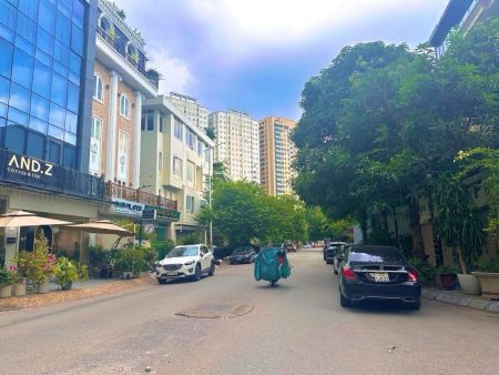 Bán Biệt Thự 5 tầng, Văn Khê , Dt 228m, Mt 30m, Dài 33m, Đường 12m, Giá 76 tỷ . Lh 0784.238.666