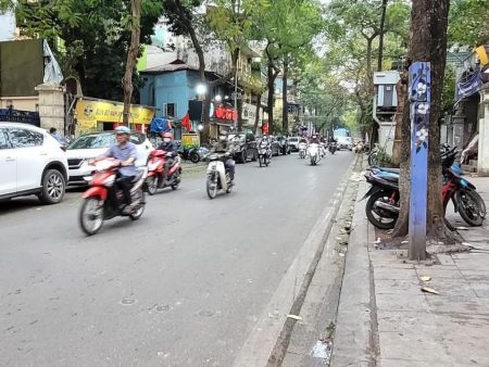 Bán nhà 6 tầng Phố Quán Thánh, Dt 55m, Mt 3,2m, Dài 16m, Đường 20m, Giá 35,8 tỷ . Lh 0784.238.666