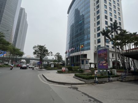 Bán nhà 6 tầng Phố Linh Lang, Dt 101m, Mt 4,5m, Dài 22m, Đường 8m, Giá 68 tỷ . Lh 0784.238.666